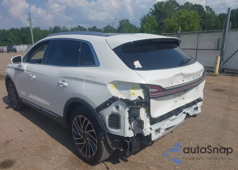 2020 Lincoln Nautilus Reserve z USA, uszkodzony, nr VIN 2LMPJ6K98LBL28828